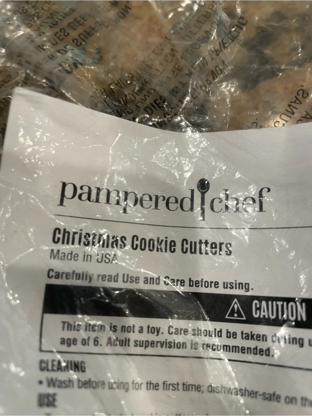 Pampered Chef Yellow, Teal, Red Cookie cutters bundled Set